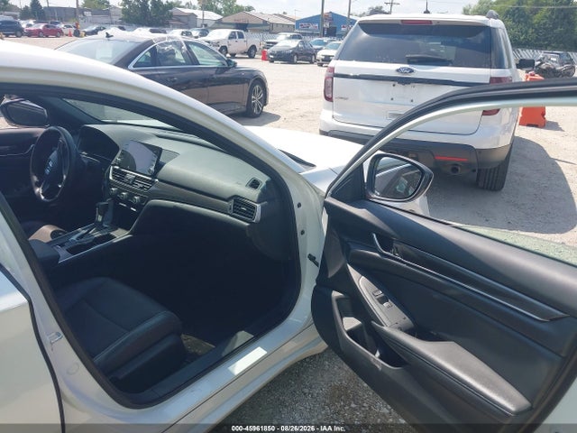 45961850 :رقم المزاد ، 1HGCV1F32NA066879 vin ، 2022 Honda Accord Sport مزاد بيع