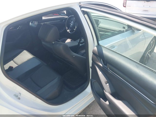 45961850 :رقم المزاد ، 1HGCV1F32NA066879 vin ، 2022 Honda Accord Sport مزاد بيع