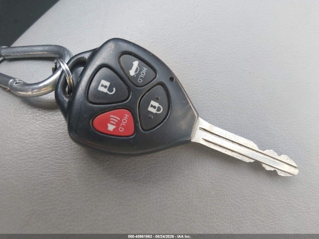 45961862 :رقم المزاد ، 4T4BF3EK8BR107636 vin ، 2011 Toyota Camry Xle مزاد بيع