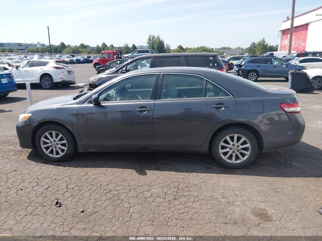 45961862 :رقم المزاد ، 4T4BF3EK8BR107636 vin ، 2011 Toyota Camry Xle مزاد بيع