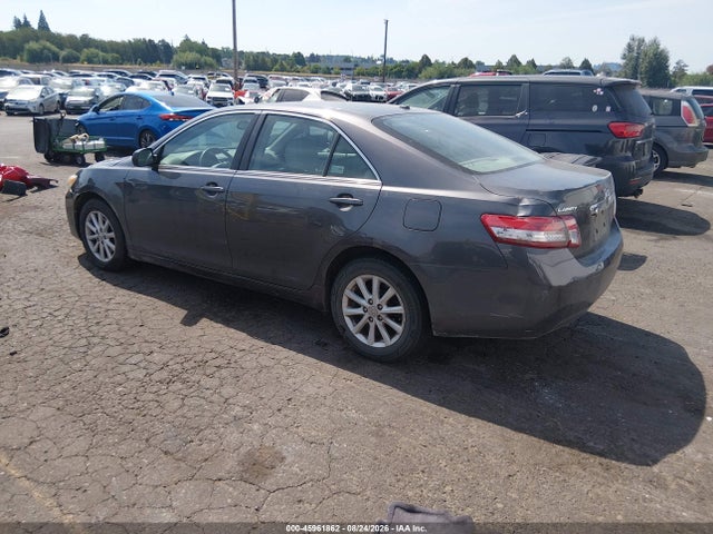 45961862 :رقم المزاد ، 4T4BF3EK8BR107636 vin ، 2011 Toyota Camry Xle مزاد بيع