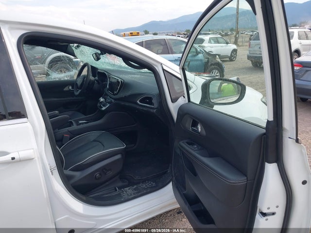 2C4RC1GG9VR581423 Chrysler Pacifica Limited