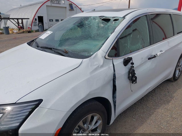 2C4RC1GG9VR581423 Chrysler Pacifica Limited