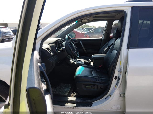 2010 Toyota Highlander Se V6 მანქანა იყიდება აუქციონზე, vin: 5TDKK3EH7AS010011, აუქციონის ნომერი: 45961935