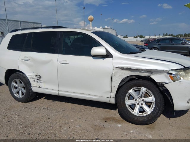 2010 Toyota Highlander Se V6 მანქანა იყიდება აუქციონზე, vin: 5TDKK3EH7AS010011, აუქციონის ნომერი: 45961935