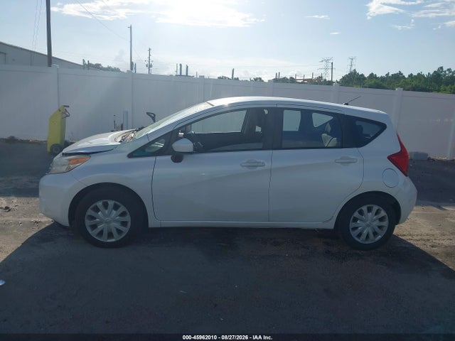 Продажа на аукционе авто 2015 Nissan Versa Note Sv, vin: 3N1CE2CP1FL384064, номер лота: 45962010