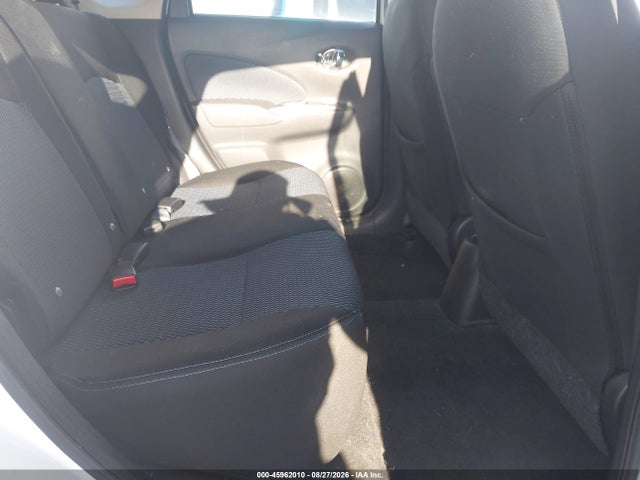 Продажа на аукционе авто 2015 Nissan Versa Note Sv, vin: 3N1CE2CP1FL384064, номер лота: 45962010