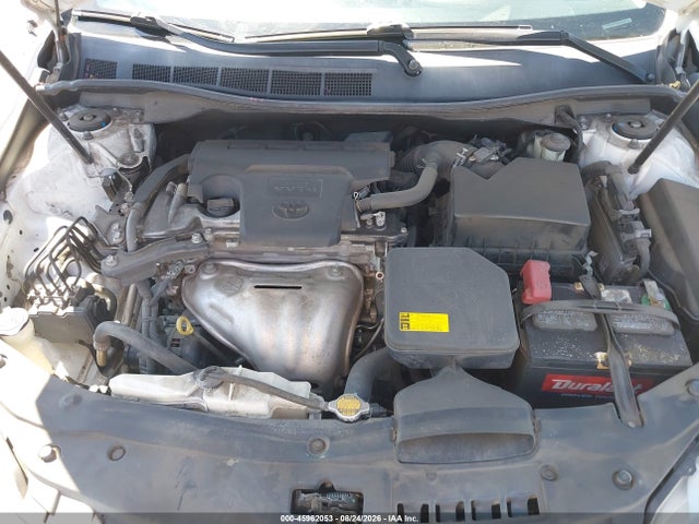 4T1BF1FK3FU902323 Toyota CAMRY SE