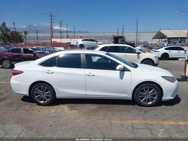 4T1BF1FK3FU902323 Toyota CAMRY SE