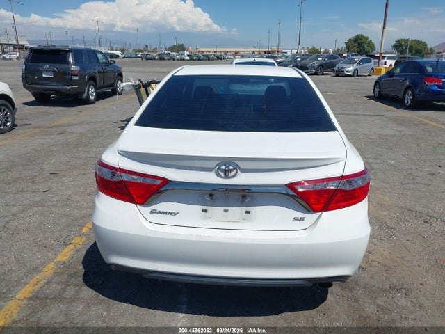 4T1BF1FK3FU902323 Toyota CAMRY SE