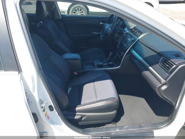 4T1BF1FK3FU902323 Toyota CAMRY SE