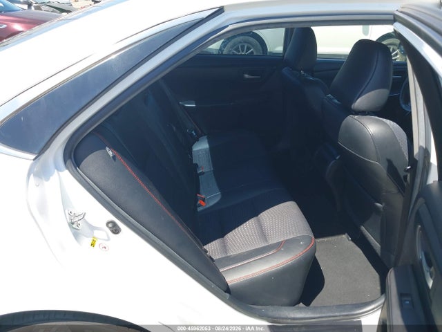 4T1BF1FK3FU902323 Toyota CAMRY SE