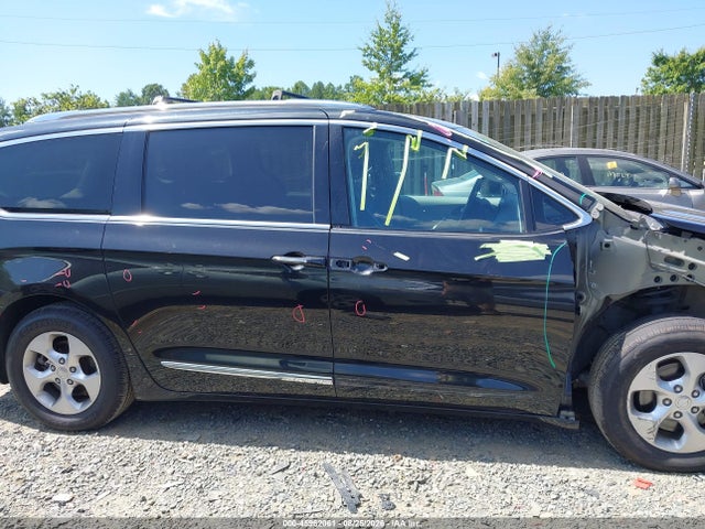Aukcja sprzedaży 2017 Chrysler Pacifica Touring-l Plus, vin: 2C4RC1EG1HR622361, numer aukcji: 45962061