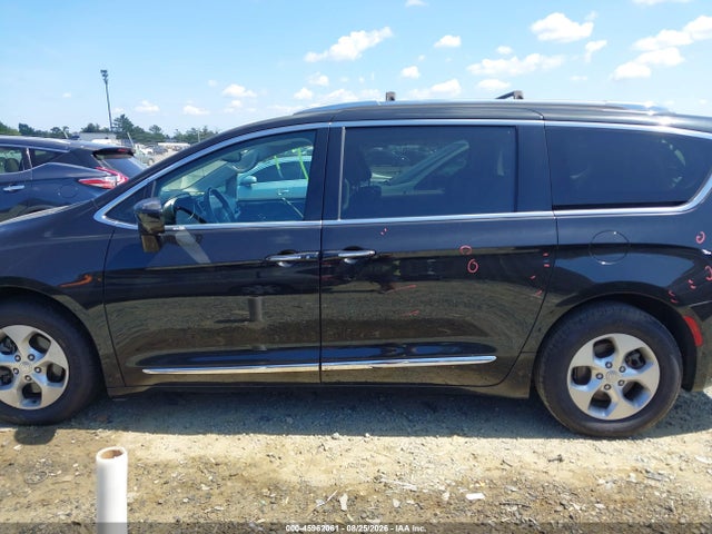 Aukcja sprzedaży 2017 Chrysler Pacifica Touring-l Plus, vin: 2C4RC1EG1HR622361, numer aukcji: 45962061