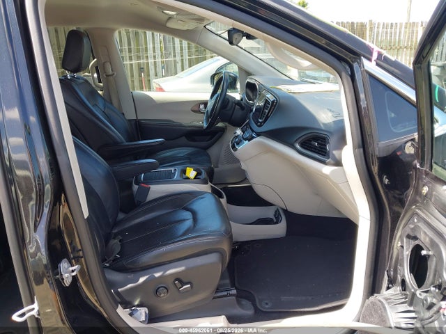 Aukcja sprzedaży 2017 Chrysler Pacifica Touring-l Plus, vin: 2C4RC1EG1HR622361, numer aukcji: 45962061