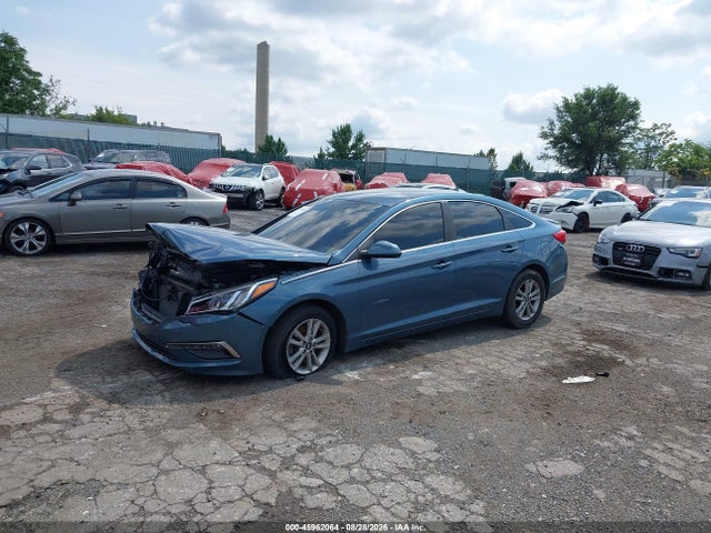 2015 Hyundai Sonata Se მანქანა იყიდება აუქციონზე, vin: 5NPE24AF8FH121929, აუქციონის ნომერი: 45962064