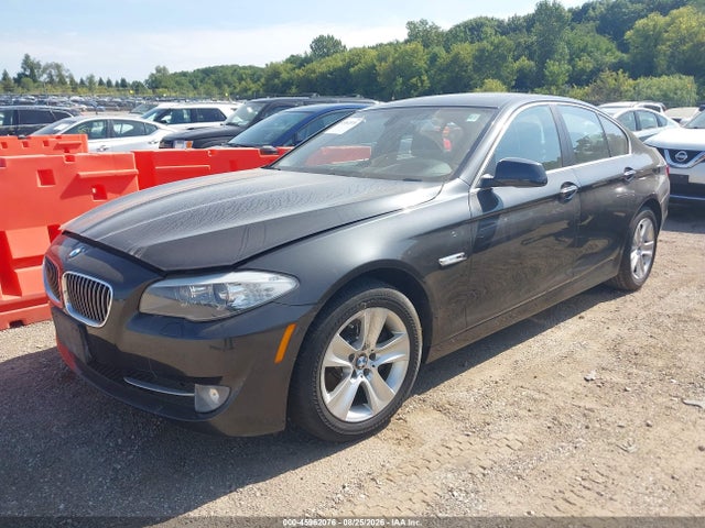 2013 Bmw 528i Xdrive მანქანა იყიდება აუქციონზე, vin: WBAXH5C51DD112040, აუქციონის ნომერი: 45962076