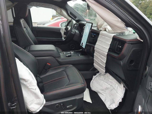 Ford Expedition Limited 2022 1FMJU2AT6NEA15931 Image 5