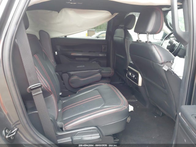 Ford Expedition Limited 2022 1FMJU2AT6NEA15931 Image 8