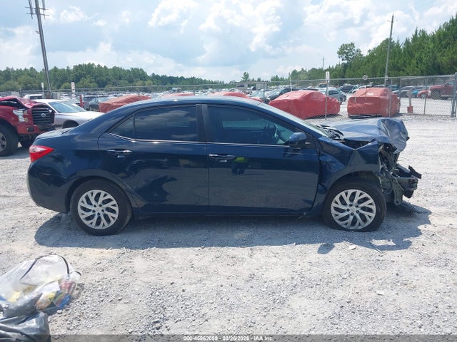 45962099 :رقم المزاد ، 5YFBURHE4JP831557 vin ، 2018 Toyota Corolla Le مزاد بيع