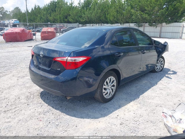 45962099 :رقم المزاد ، 5YFBURHE4JP831557 vin ، 2018 Toyota Corolla Le مزاد بيع
