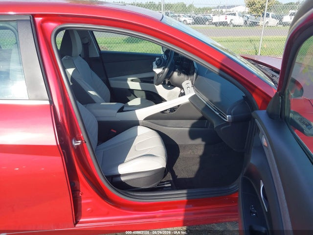 45962105 :رقم المزاد ، KMHLP4AG0NU334164 vin ، 2022 Hyundai Elantra Limited مزاد بيع