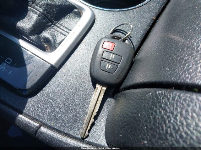 2019 Toyota Highlander Le მანქანა იყიდება აუქციონზე, vin: 5TDZARFH9KS053169, აუქციონის ნომერი: 45962110