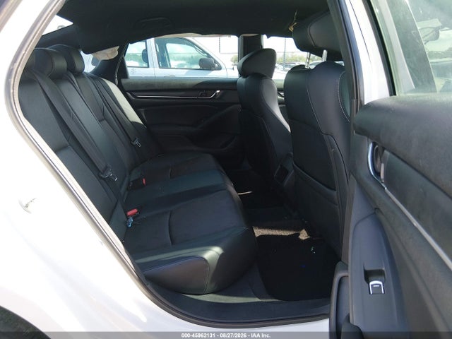 Продаж на аукціоні авто 2018 Honda Accord Sport, vin: 1HGCV1F33JA194977, номер лоту: 45962131