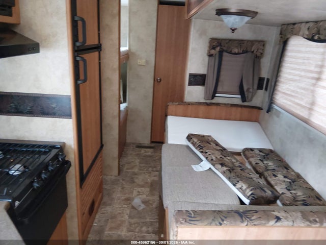 2011 Keystone Passport მანქანა იყიდება აუქციონზე, vin: 4YDT25921BD410906, აუქციონის ნომერი: 45962156