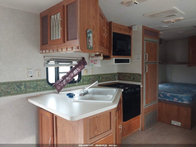 Auction sale of the 2003 Salem 30 Bhss, vin: 4X4T5MBZX38011572, lot number: 45962171
