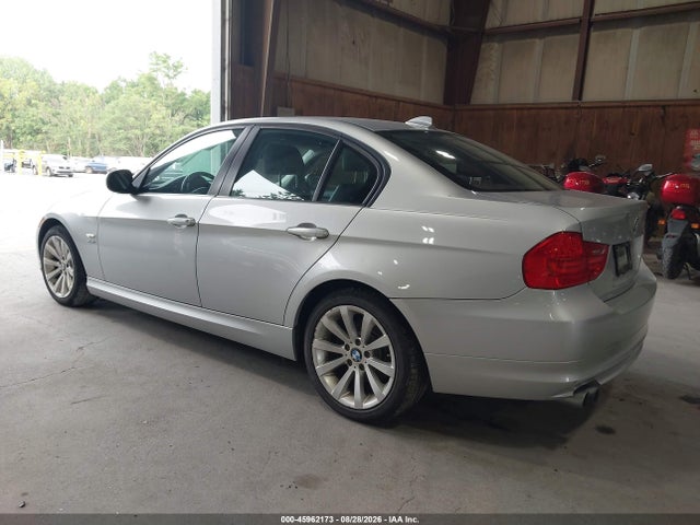 45962173 :رقم المزاد ، WBAPK5G58BNN29822 vin ، 2011 Bmw 328i Xdrive مزاد بيع