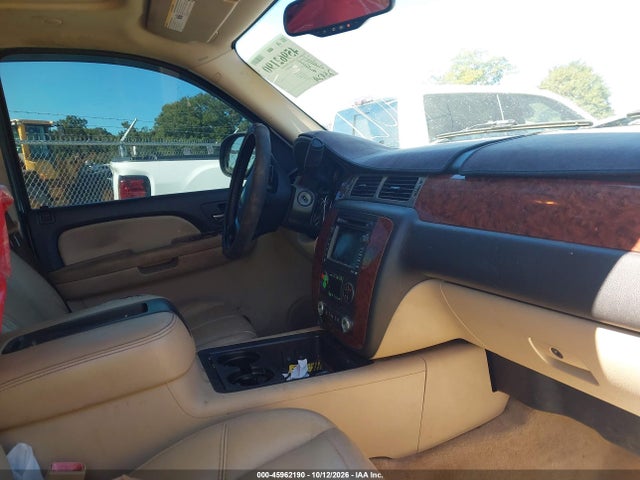 45962190 :رقم المزاد ، 3GNFC16097G147736 vin ، 2007 Chevrolet Suburban Lt مزاد بيع