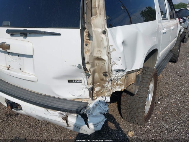 45962190 :رقم المزاد ، 3GNFC16097G147736 vin ، 2007 Chevrolet Suburban Lt مزاد بيع