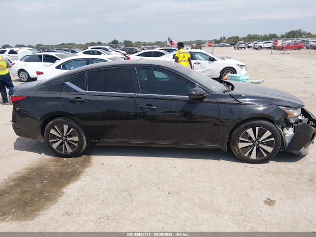 45962210 :رقم المزاد ، 1N4BL4EV5MN370189 vin ، 2021 Nissan Altima Sl Fwd مزاد بيع