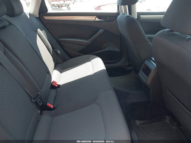 Продаж на аукціоні авто 2013 Volkswagen Passat 2.5l S, vin: 1VWAP7A39DC107812, номер лоту: 45962269