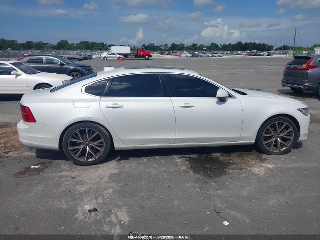 Aukcja sprzedaży 2018 Volvo S90 T5 Momentum, vin: LVY982AK8JP039285, numer aukcji: 45962270