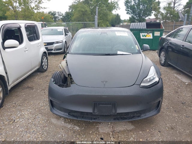 Продаж на аукціоні авто 2018 Tesla Model 3 Long Range/performance, vin: 5YJ3E1EB0JF127302, номер лоту: 45962326