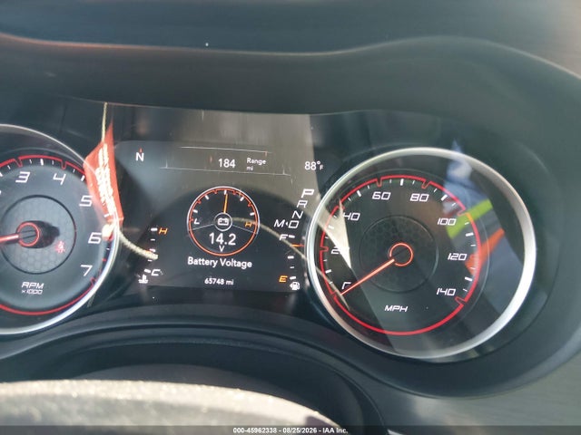 2C3CDXBG5JH303510 Dodge Charger Sxt Rwd