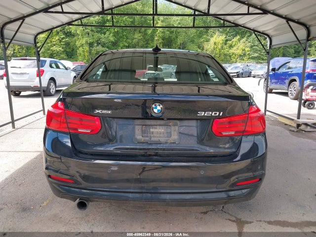 Продаж на аукціоні авто 2017 Bmw 320i Xdrive, vin: WBA8E5G39HNU42756, номер лоту: 45962349