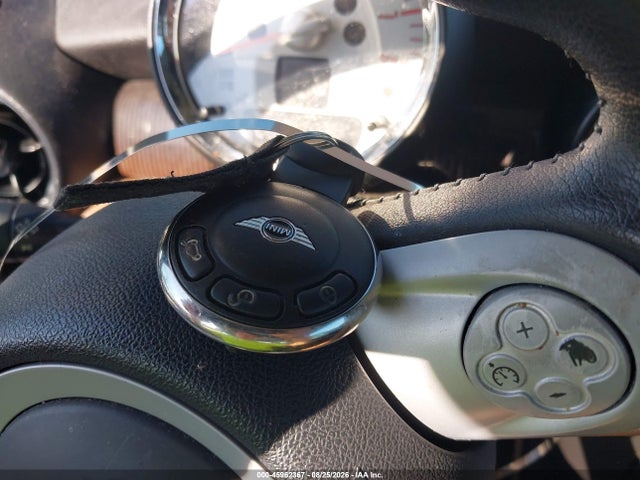 2010 Mini Cooper მანქანა იყიდება აუქციონზე, vin: WMWMF3C57ATZ22738, აუქციონის ნომერი: 45962367