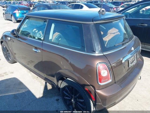 2010 Mini Cooper მანქანა იყიდება აუქციონზე, vin: WMWMF3C57ATZ22738, აუქციონის ნომერი: 45962367