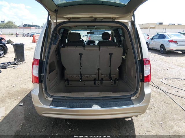2013 Chrysler Town & Country Touring მანქანა იყიდება აუქციონზე, vin: 2C4RC1BG2DR539164, აუქციონის ნომერი: 45962383