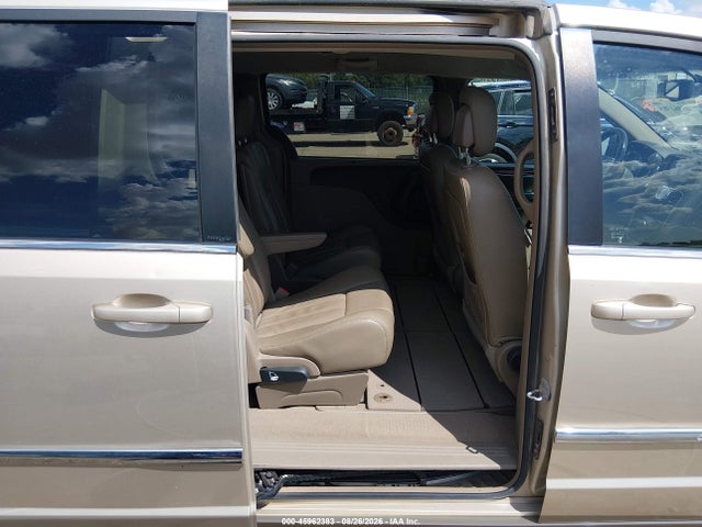 2013 Chrysler Town & Country Touring მანქანა იყიდება აუქციონზე, vin: 2C4RC1BG2DR539164, აუქციონის ნომერი: 45962383