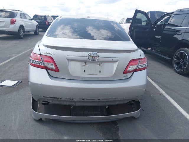 45962424 :رقم المزاد ، 4T1BF3EK7BU671532 vin ، 2011 Toyota Camry Se مزاد بيع