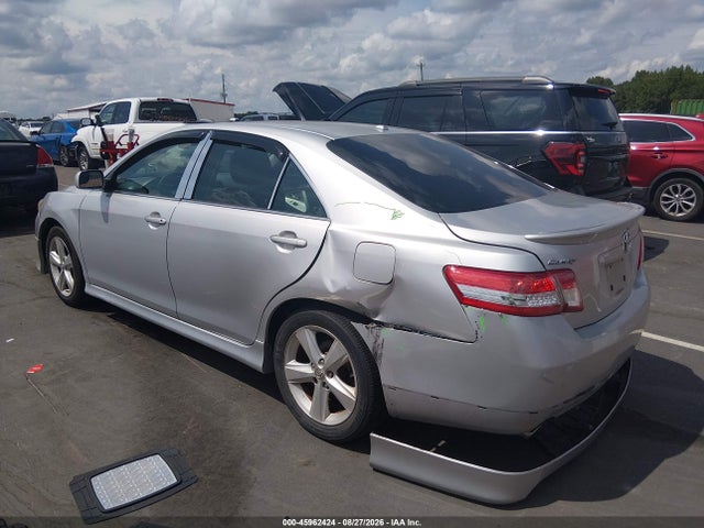 45962424 :رقم المزاد ، 4T1BF3EK7BU671532 vin ، 2011 Toyota Camry Se مزاد بيع