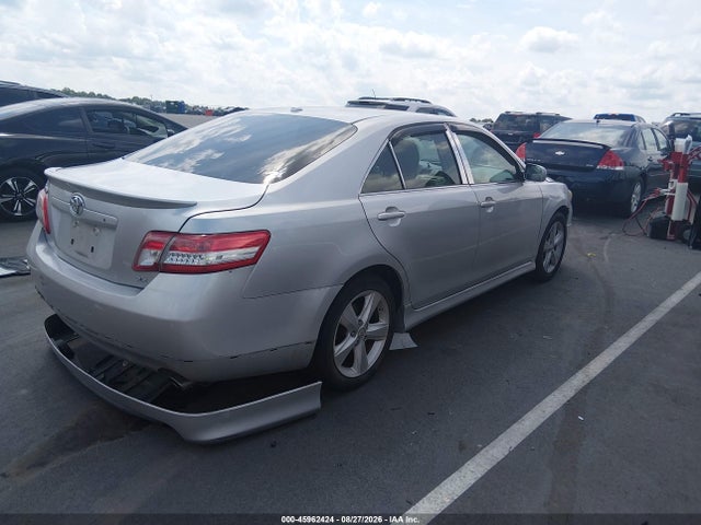45962424 :رقم المزاد ، 4T1BF3EK7BU671532 vin ، 2011 Toyota Camry Se مزاد بيع