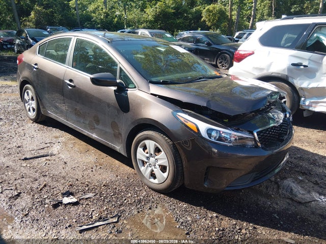 Продажа на аукционе авто 2018 Kia Forte Lx, vin: 3KPFK4A77JE216315, номер лота: 45962450