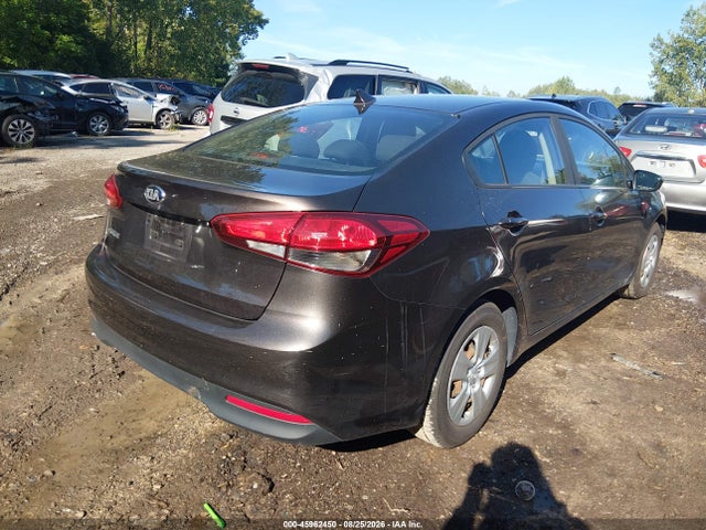 Продаж на аукціоні авто 2018 Kia Forte Lx, vin: 3KPFK4A77JE216315, номер лоту: 45962450