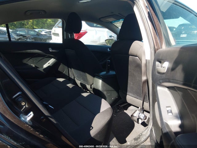 Продаж на аукціоні авто 2018 Kia Forte Lx, vin: 3KPFK4A77JE216315, номер лоту: 45962450