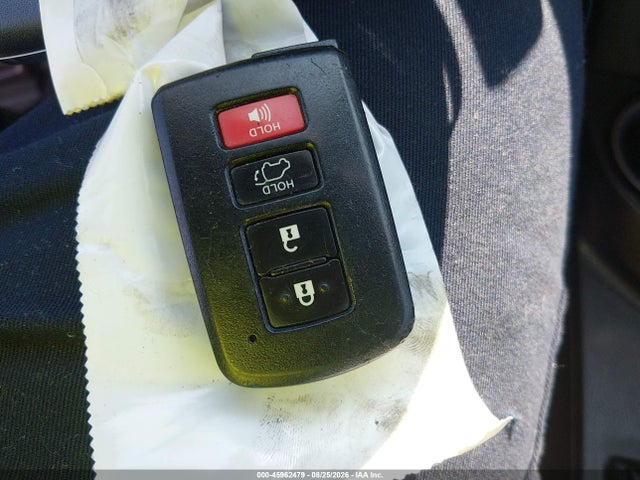 Продаж на аукціоні авто 2017 Toyota Rav4 Limited, vin: 2T3DFREV2HW684937, номер лоту: 45962479